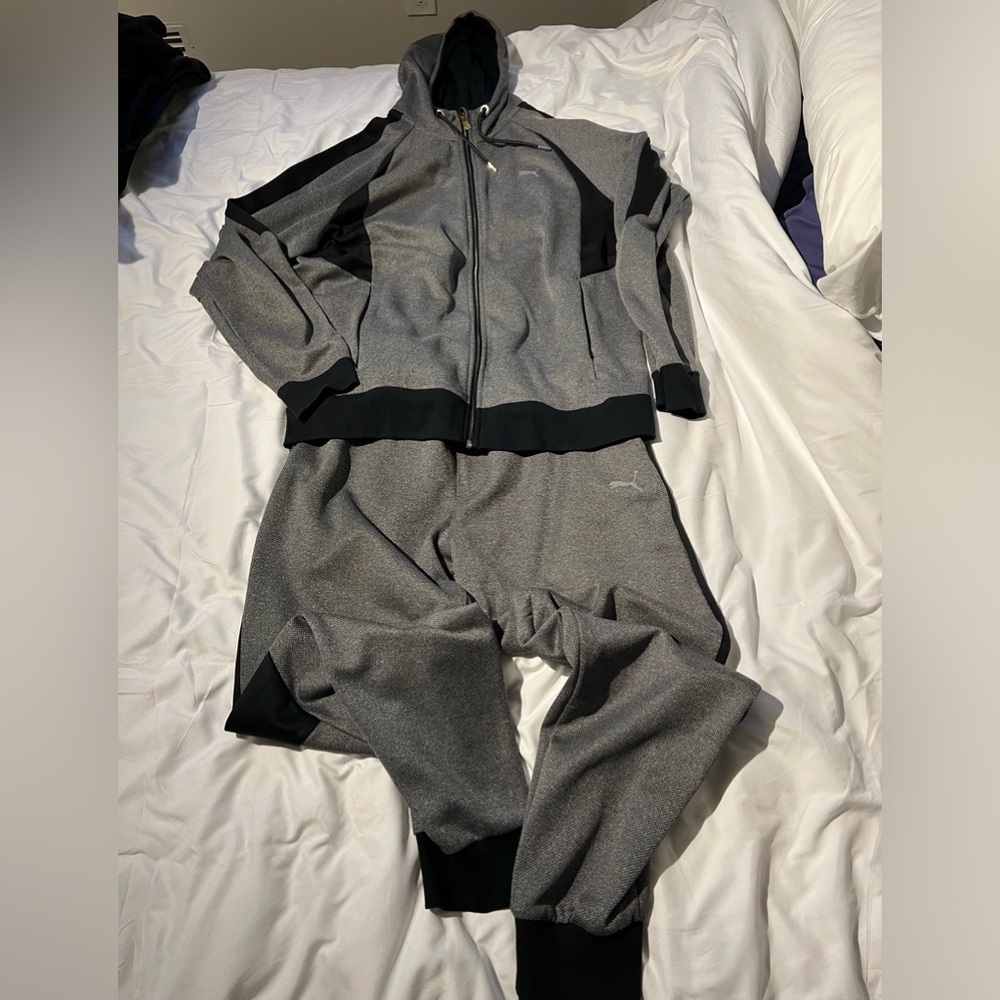 Puma Track suit. Pants Large Jacket Large